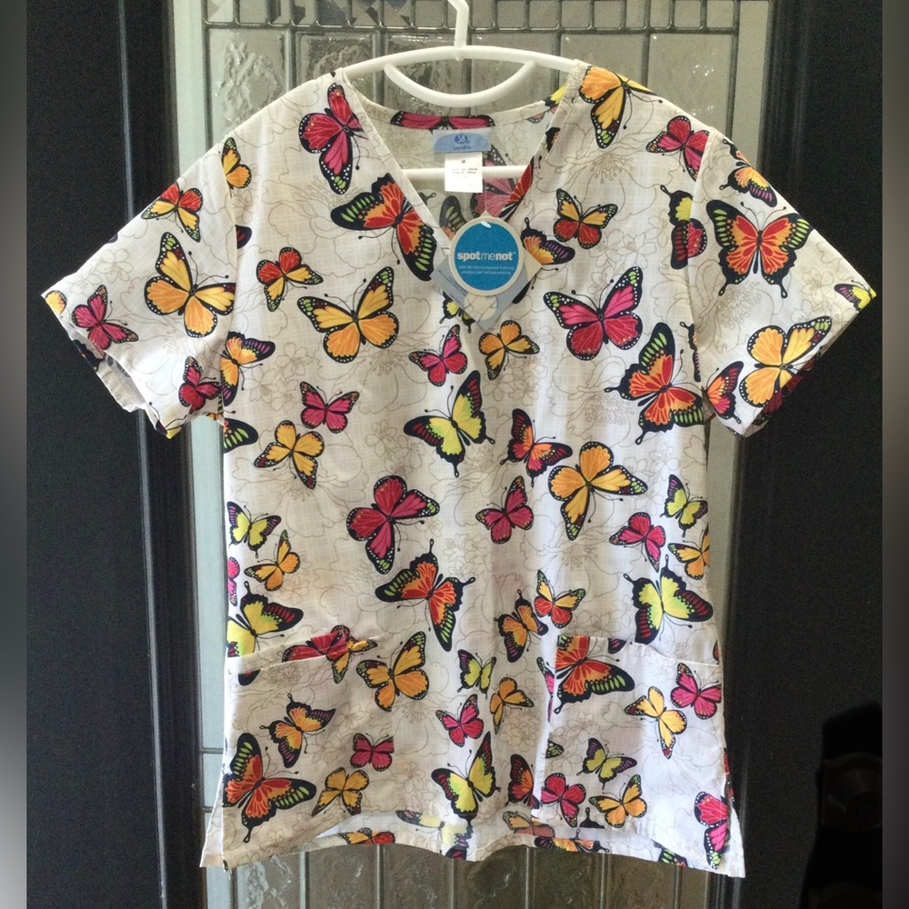 SB Scrubs Size Medium v neck multicolor top with beautiful butterflies. NWT